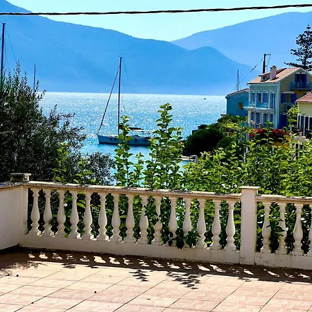 Fiskardo Beach Apartments דירה