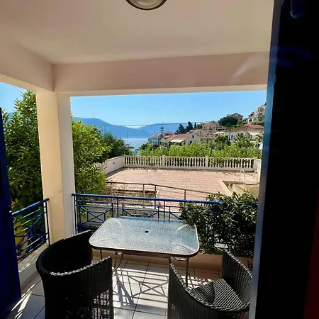Fiskardo Beach Apartments דירה *