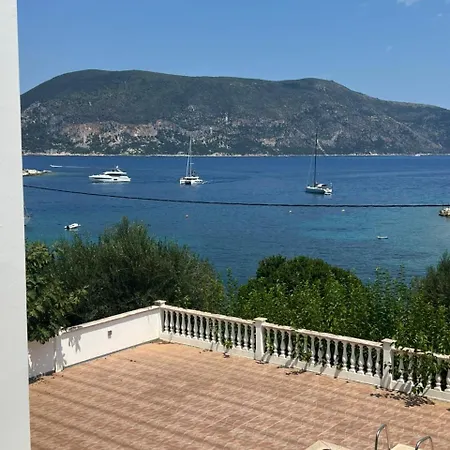 アパート Fiskardo Beach Apartments